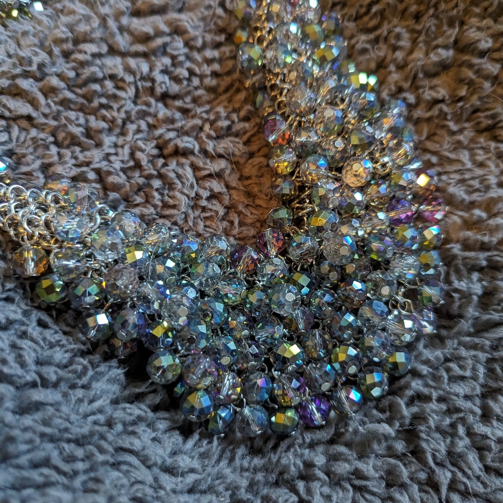 Paparazzi Zi signature collection statement necklace and earrings set - Picture 3 of 6
